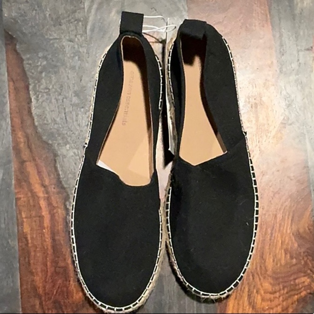 🍒 Amazon Women's Black Espadrilles